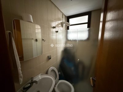 Apartamento à venda com 237m², 4 quartos, 2 suítes, 2 vagas no bairro Centro em Florianópolis - Foto 19