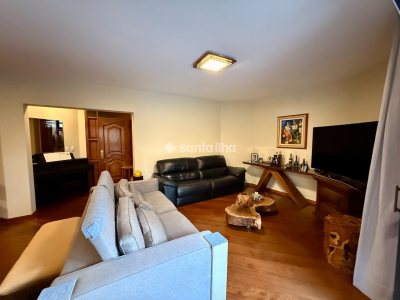 Apartamento à venda com 237m², 4 quartos, 2 suítes, 2 vagas no bairro Centro em Florianópolis - Foto 3