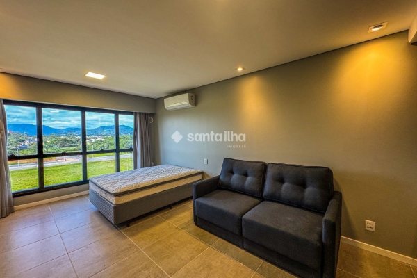 Studio à venda com 38m², 1 quarto, 1 vaga no bairro Campeche em Florianópolis