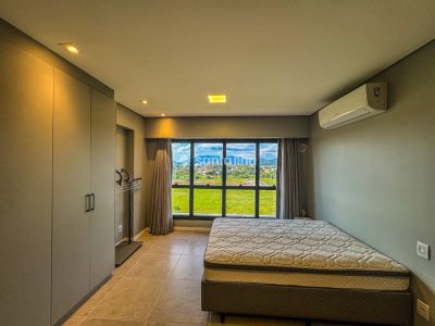 Studio à venda com 38m², 1 quarto, 1 vaga no bairro Campeche em Florianópolis - Foto 3