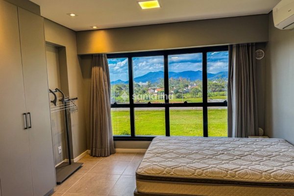Studio à venda com 38m², 1 quarto, 1 vaga no bairro Campeche em Florianópolis
