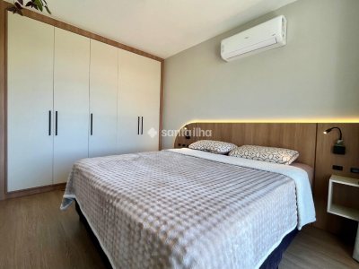 Apartamento à venda com 61m², 2 quartos, 1 suíte, 1 vaga no bairro Centro em Florianópolis - Foto 16