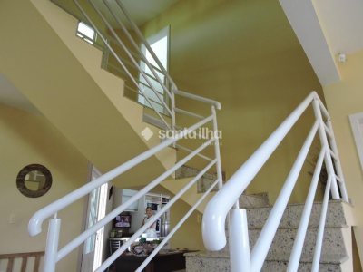 Casa à venda com 245m², 4 quartos, 1 suíte, 2 vagas no bairro Campeche em Florianópolis - Foto 13