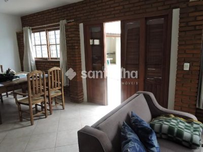 Casa à venda com 200m², 4 quartos, 2 suítes, 1 vaga no bairro Campeche em Florianópolis - Foto 35