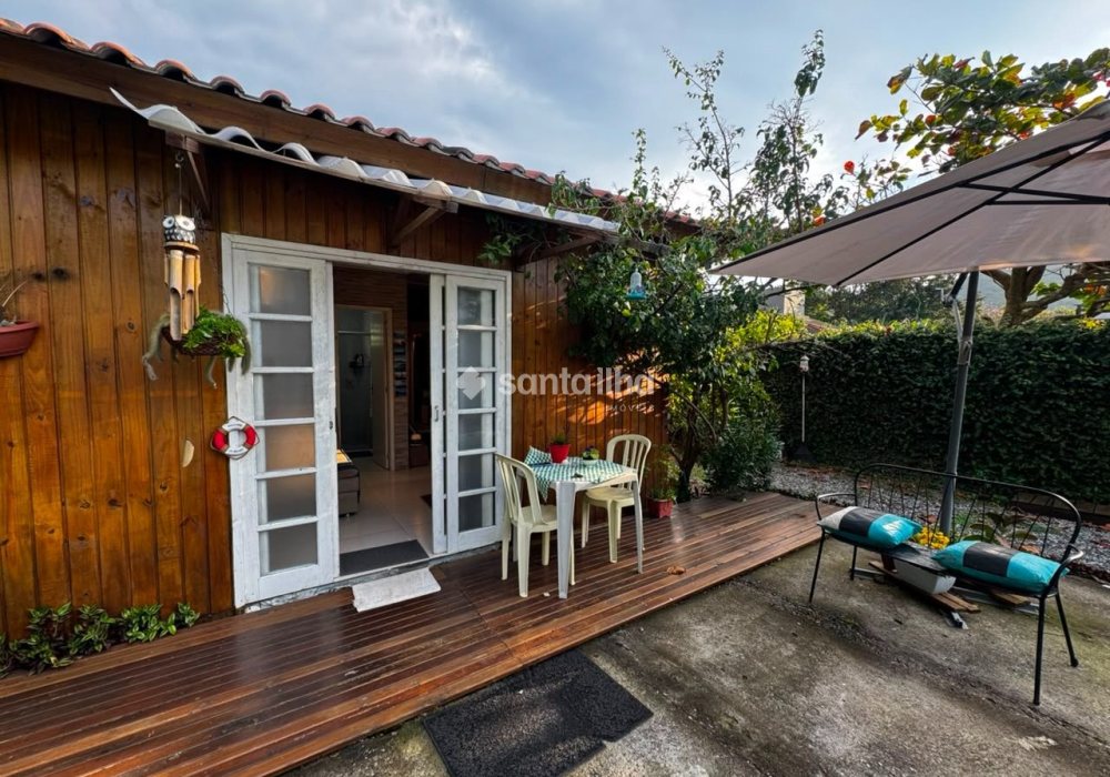 Casa à venda com 42m², 1 quarto, 1 vaga no bairro Morro das Pedras em Florianopolis - Foto 1