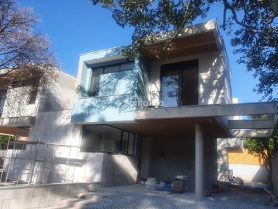 Casa em Condomínio à venda com 220m², 3 quartos, 3 suítes, 1 vaga no bairro Lagoa da Conceição em Florianópolis - Foto 11