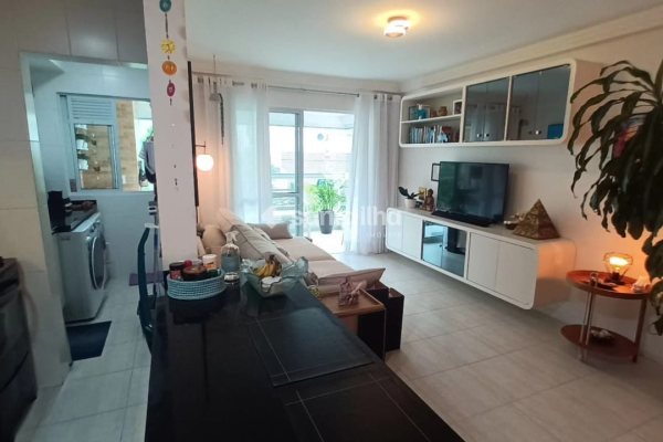 Apartamento à venda com 105m², 3 quartos, 1 suíte, 2 vagas no bairro Novo Campeche em Florianópolis