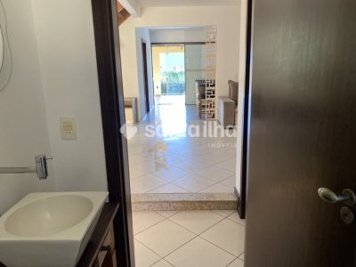 Casa à venda com 189m², 6 quartos, 1 suíte, 4 vagas no bairro Campeche em Florianópolis - Foto 15