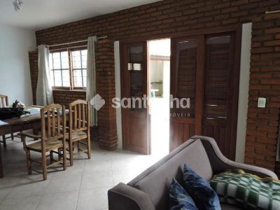Casa à venda com 200m², 4 quartos, 2 suítes, 1 vaga no bairro Campeche em Florianópolis - Foto 34