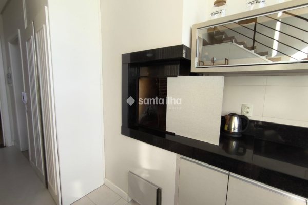 Loft à venda com 55m², 1 quarto, 1 suíte, 1 vaga no bairro Pântano do Sul em Florianópolis