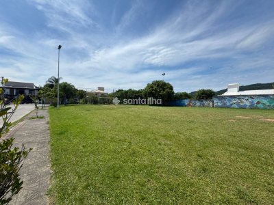 Casa à venda com 118m², 3 quartos, 1 suíte, 2 vagas no bairro Campeche em Florianópolis - Foto 32