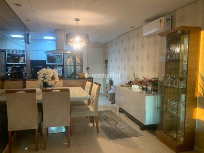 Apartamento à venda com 94m², 3 quartos, 1 suíte, 2 vagas no bairro Itacorubi em Florianópolis - Foto 2