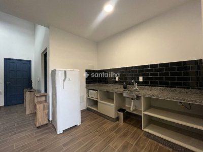 Sala/Conjunto para alugar com 65m², 2 quartos, 1 suíte, 1 vaga no bairro Morro das Pedras em Florianópolis - Foto 7