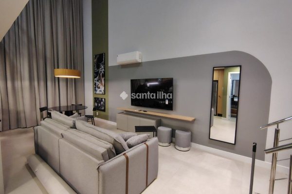 Apartamento para alugar ou comprar com 77m², 1 quarto, 1 suíte, 1 vaga no bairro Lagoa da Conceição em Florianópolis
