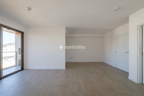 Apartamento à venda com 91m², 3 quartos, 1 suíte, 1 vaga no bairro João Paulo em Florianópolis