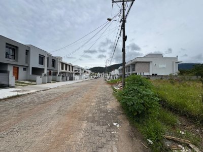 Terreno à venda com 450m² no bairro Ribeirão da Ilha em Florianópolis - Foto 5