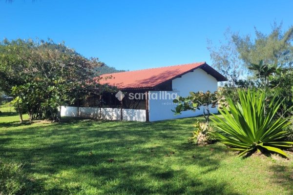 Terreno à venda com 1m² no bairro Pântano do Sul em Florianópolis