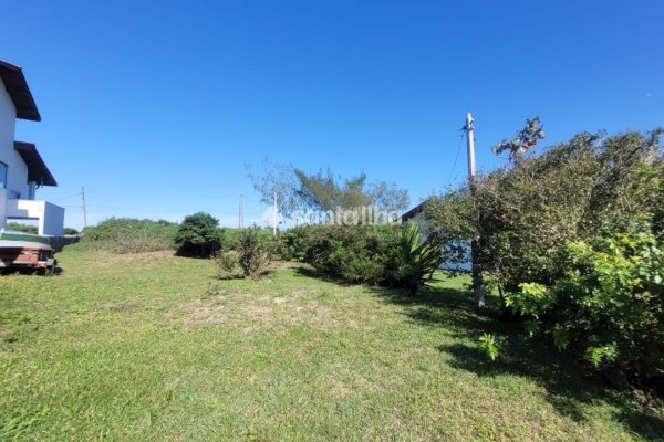 Terreno à venda com 1m² no bairro Pântano do Sul em Florianópolis