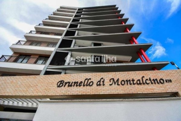 Studio à venda com 37m², 1 quarto, 1 vaga no bairro Carvoeira em Florianópolis