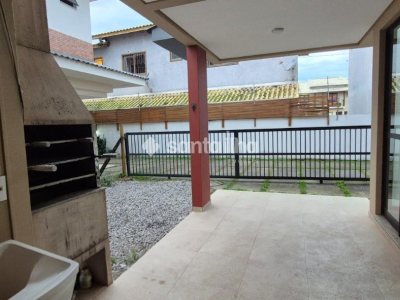Casa à venda com 118m², 3 quartos, 1 suíte, 1 vaga no bairro Campeche em Florianópolis - Foto 19
