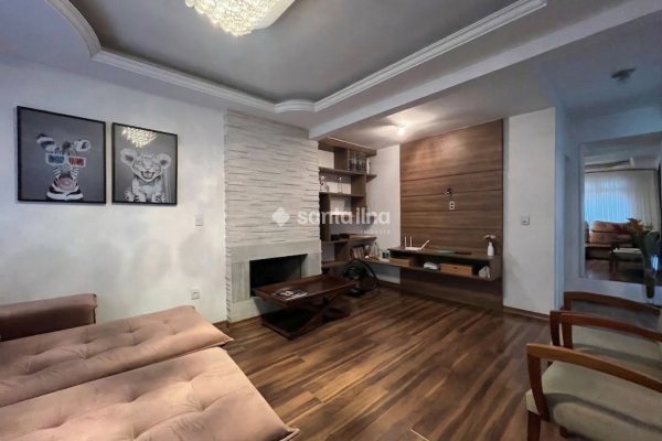 Casa para alugar com 239m², 5 quartos, 3 suítes, 5 vagas no bairro Campeche em Florianópolis