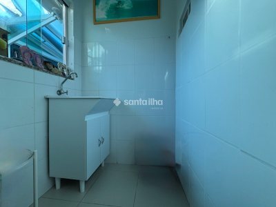 Casa à venda com 300m², 5 quartos, 2 suítes, 3 vagas no bairro Campeche em Florianópolis - Foto 28