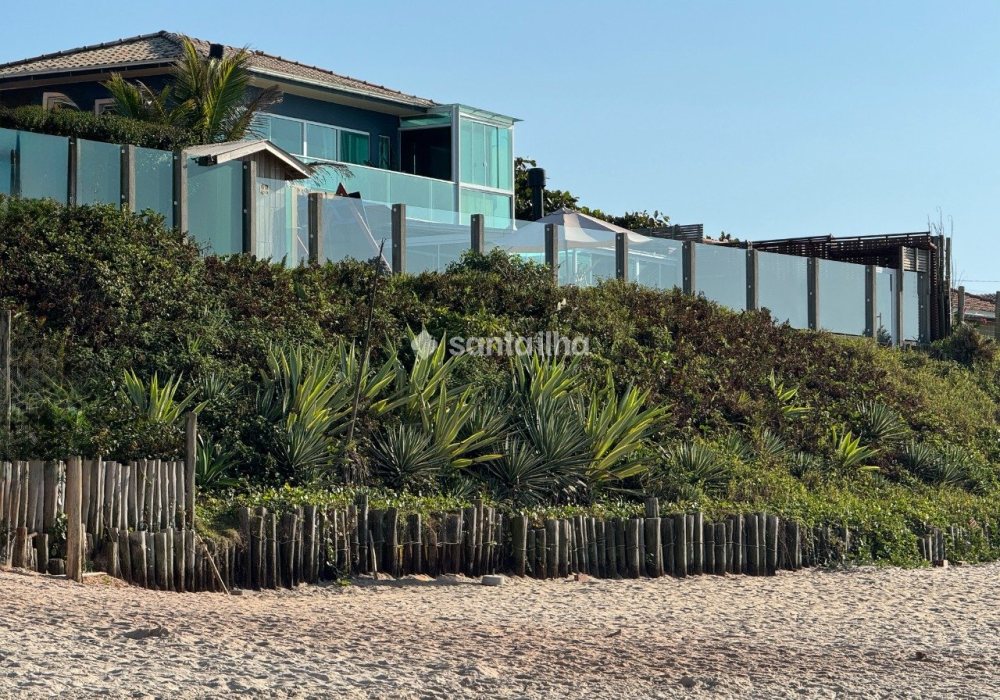 Casa à venda com 300m², 5 quartos, 2 suítes, 3 vagas no bairro Campeche em Florianópolis - Foto 1