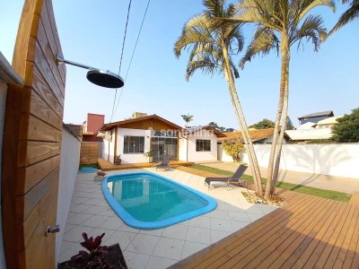 Casa à venda com 140m², 3 quartos, 3 suítes, 3 vagas no bairro Campeche em Florianópolis - Foto 32