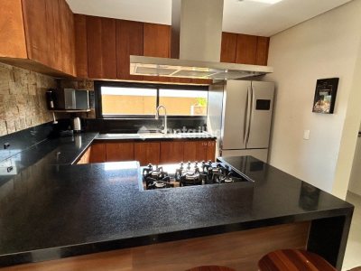 Casa à venda com 208m², 3 quartos, 3 suítes, 1 vaga no bairro Rio Tavares em Florianópolis - Foto 7