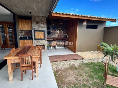Casa à venda com 208m², 3 quartos, 3 suítes, 1 vaga no bairro Rio Tavares em Florianópolis - Foto 11