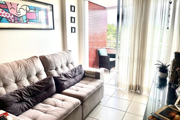 Apartamento à venda com 81m², 3 quartos, 1 suíte, 1 vaga no bairro Estreito em Florianópolis