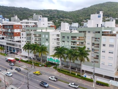 Apartamento à venda com 86m², 3 quartos, 1 suíte, 2 vagas no bairro Córrego Grande em Florianópolis - Foto 2