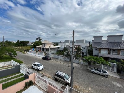 Casa para alugar com 133m², 3 quartos, 1 suíte, 2 vagas no bairro Campeche Central em Florianópolis - Foto 23