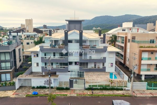 Apartamento à venda com 125m², 4 quartos, 1 suíte, 2 vagas no bairro Novo Campeche em Florianópolis