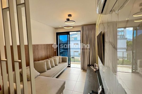 Apartamento à venda com 104m², 2 quartos, 1 suíte, 1 vaga no bairro Morro das Pedras em Florianópolis