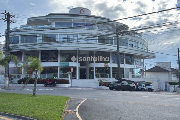 Sala/Conjunto à venda com 55m², 1 vaga no bairro Córrego Grande em Florianópolis