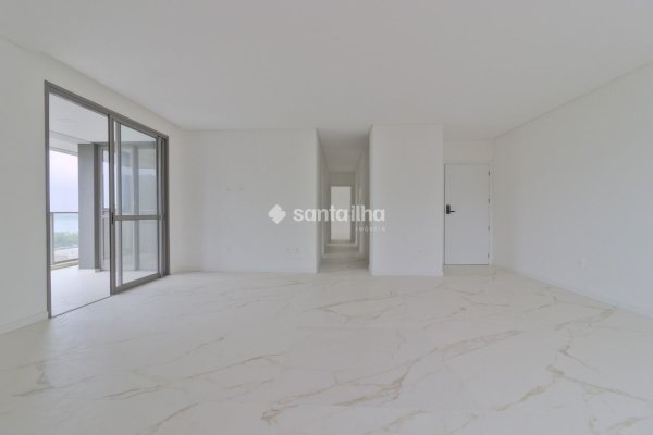 Apartamento à venda com 125m², 3 quartos, 2 suítes, 1 vaga no bairro Cacupé em Florianópolis