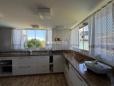 Casa à venda com 222m², 5 quartos, 2 suítes, 4 vagas no bairro Campeche em Florianópolis - Foto 4
