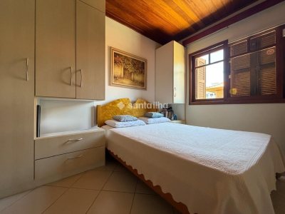 Casa à venda com 222m², 5 quartos, 2 suítes, 4 vagas no bairro Campeche em Florianópolis - Foto 17