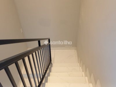 Casa à venda com 148m², 3 quartos, 1 suíte, 2 vagas no bairro Campeche em Florianópolis - Foto 9