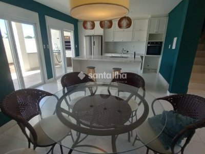 Casa à venda com 148m², 3 quartos, 1 suíte, 2 vagas no bairro Campeche em Florianópolis - Foto 3