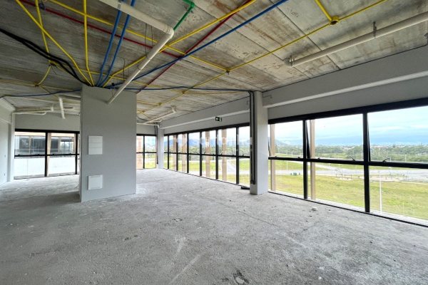 Sala/Conjunto para alugar com 130m², 1 vaga no bairro Campeche em Florianópolis