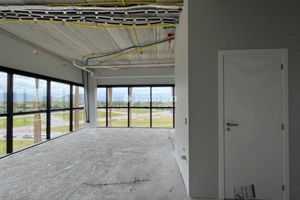 Sala/Conjunto para alugar com 130m², 1 vaga no bairro Campeche em Florianópolis