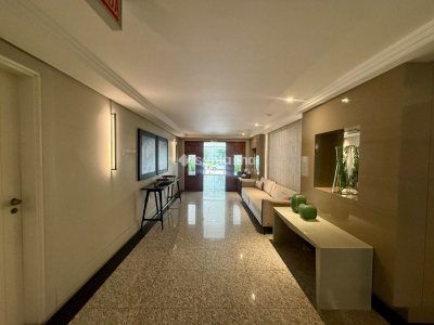 Apartamento à venda com 151m², 3 quartos, 2 suítes, 1 vaga no bairro Centro em Florianopolis - Foto 9