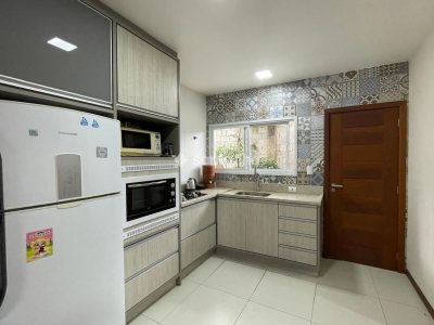 Casa à venda com 160m², 4 quartos, 1 suíte, 4 vagas no bairro Campeche em Florianópolis - Foto 9