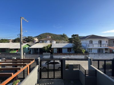 Casa para alugar com 136m², 3 quartos, 3 suítes, 1 vaga no bairro Rio Tavares em Florianópolis - Foto 31