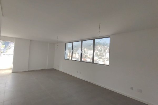 Sala/Conjunto à venda com 45m², 1 vaga no bairro Saco dos Limões em Florianópolis
