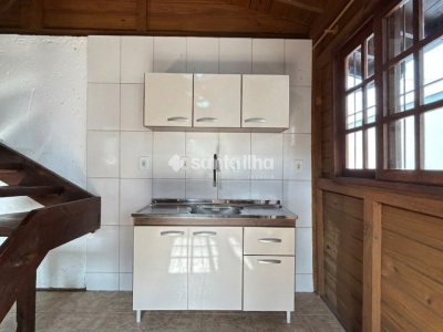 Casa para alugar com 40m², 2 quartos, 1 vaga no bairro Campeche em Florianópolis - Foto 4