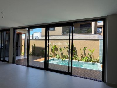 Casa à venda com 220m², 4 quartos, 3 suítes, 3 vagas no bairro Campeche em Florianópolis - Foto 8