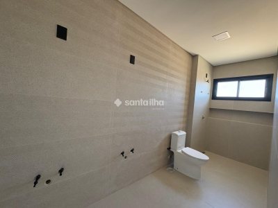 Casa à venda com 220m², 4 quartos, 3 suítes, 3 vagas no bairro Campeche em Florianópolis - Foto 27